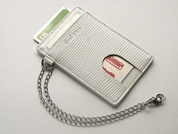 「レザール・パール」ホワイト裏面