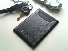 フラックス・パスケース　ブラック